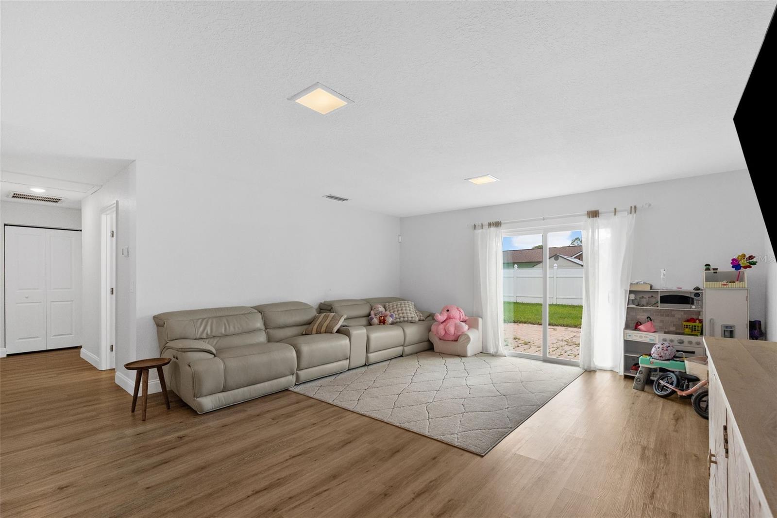 15917 COUNTRY FARM PL — photo 10