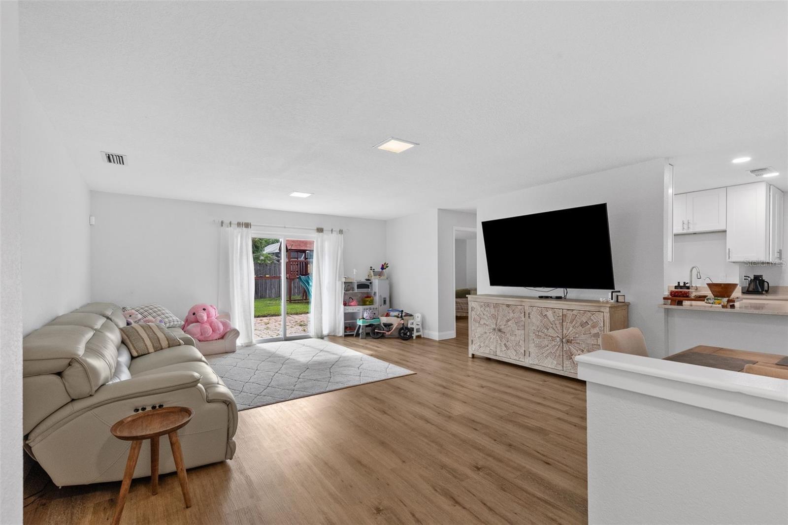 15917 COUNTRY FARM PL — photo 6