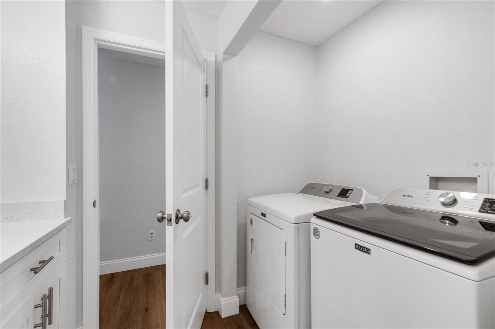 15917 COUNTRY FARM PL — photo 30