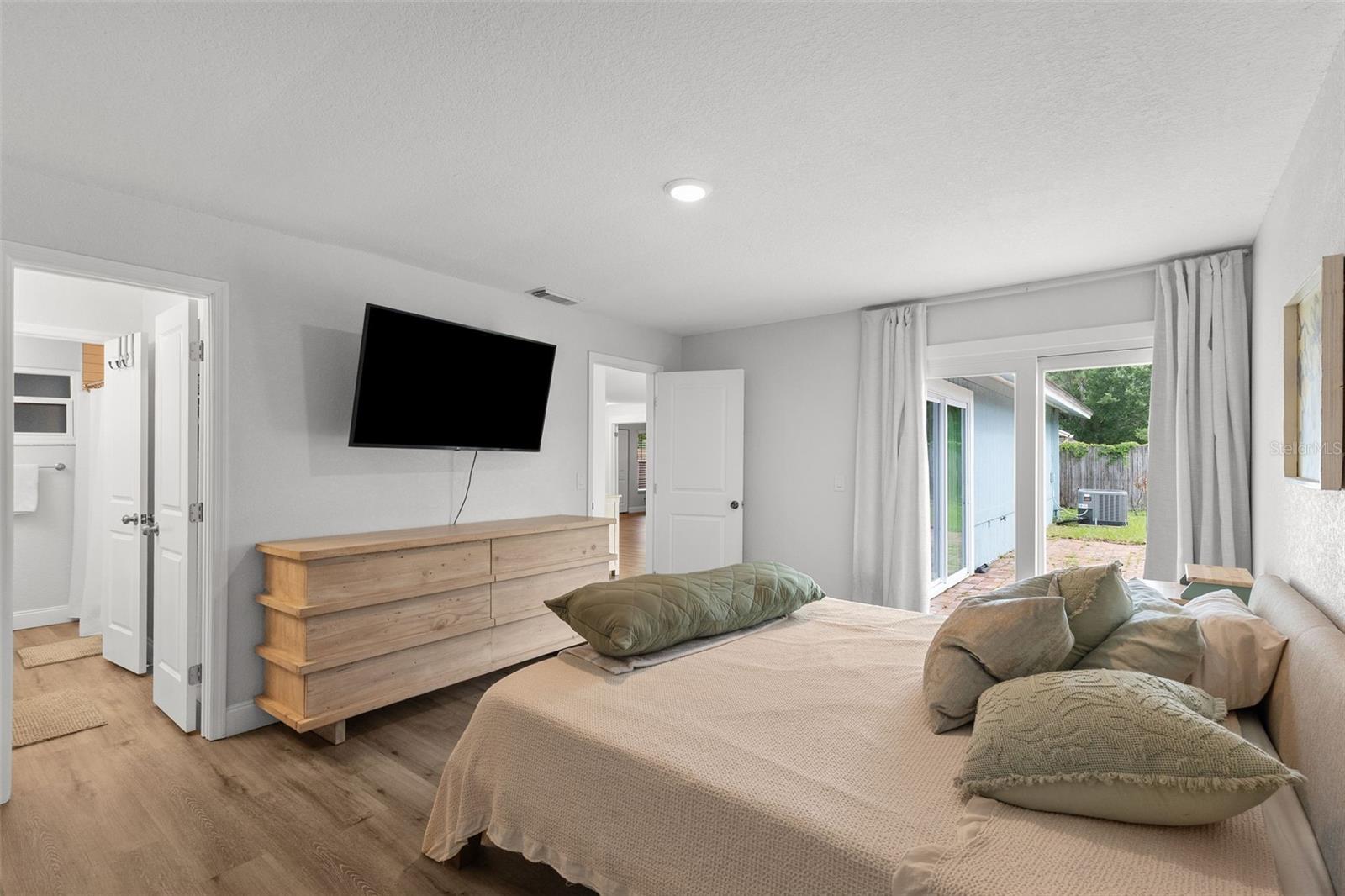 15917 COUNTRY FARM PL — photo 24