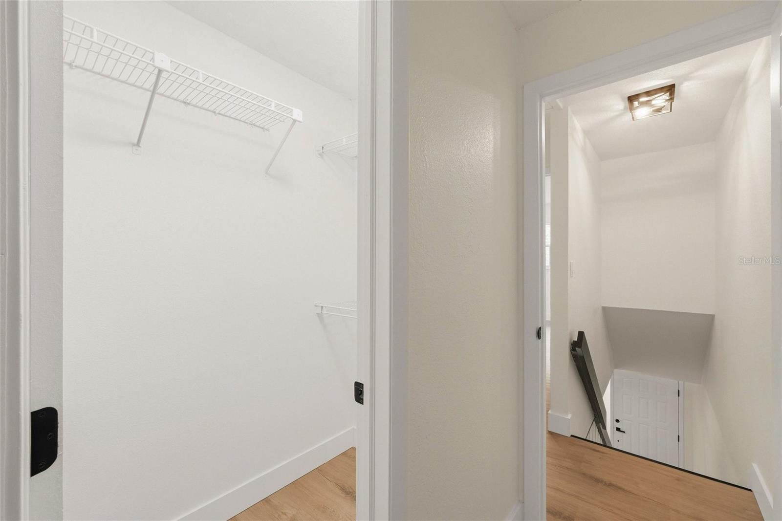 205 SOMERSET LN — photo 21