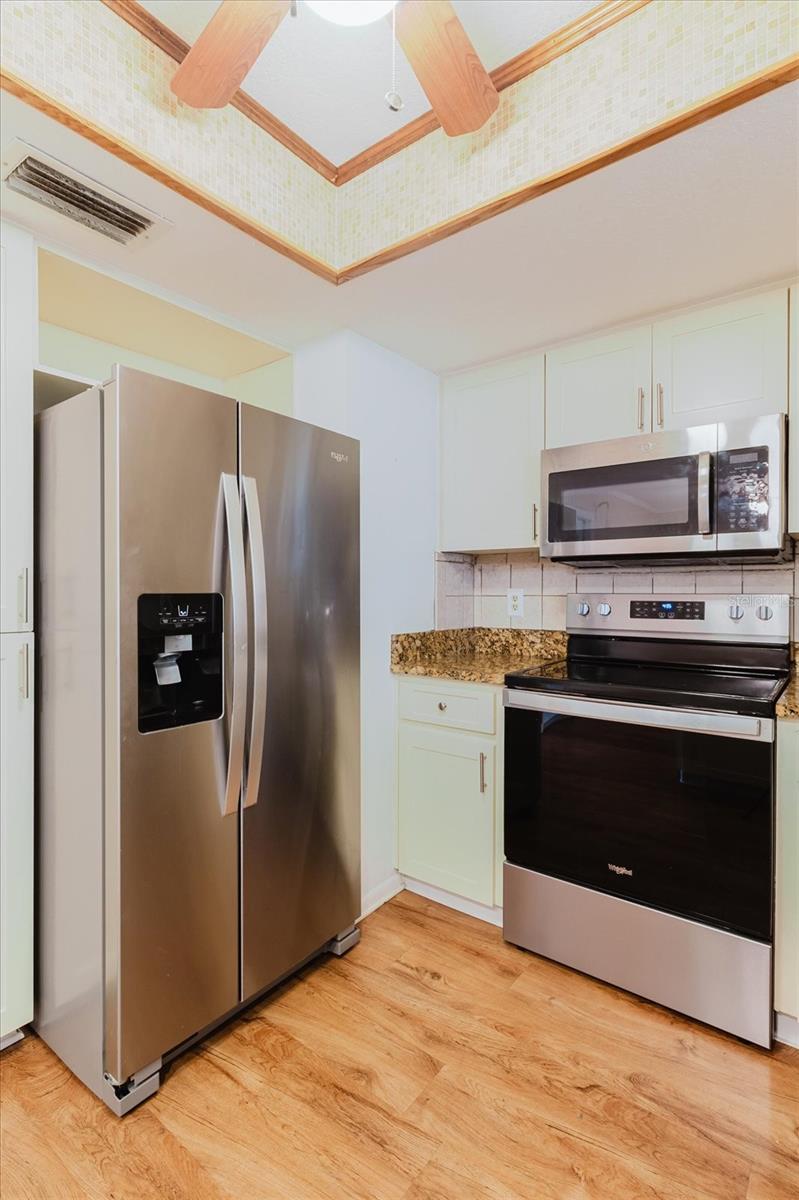 1201 CARA DR — photo 31
