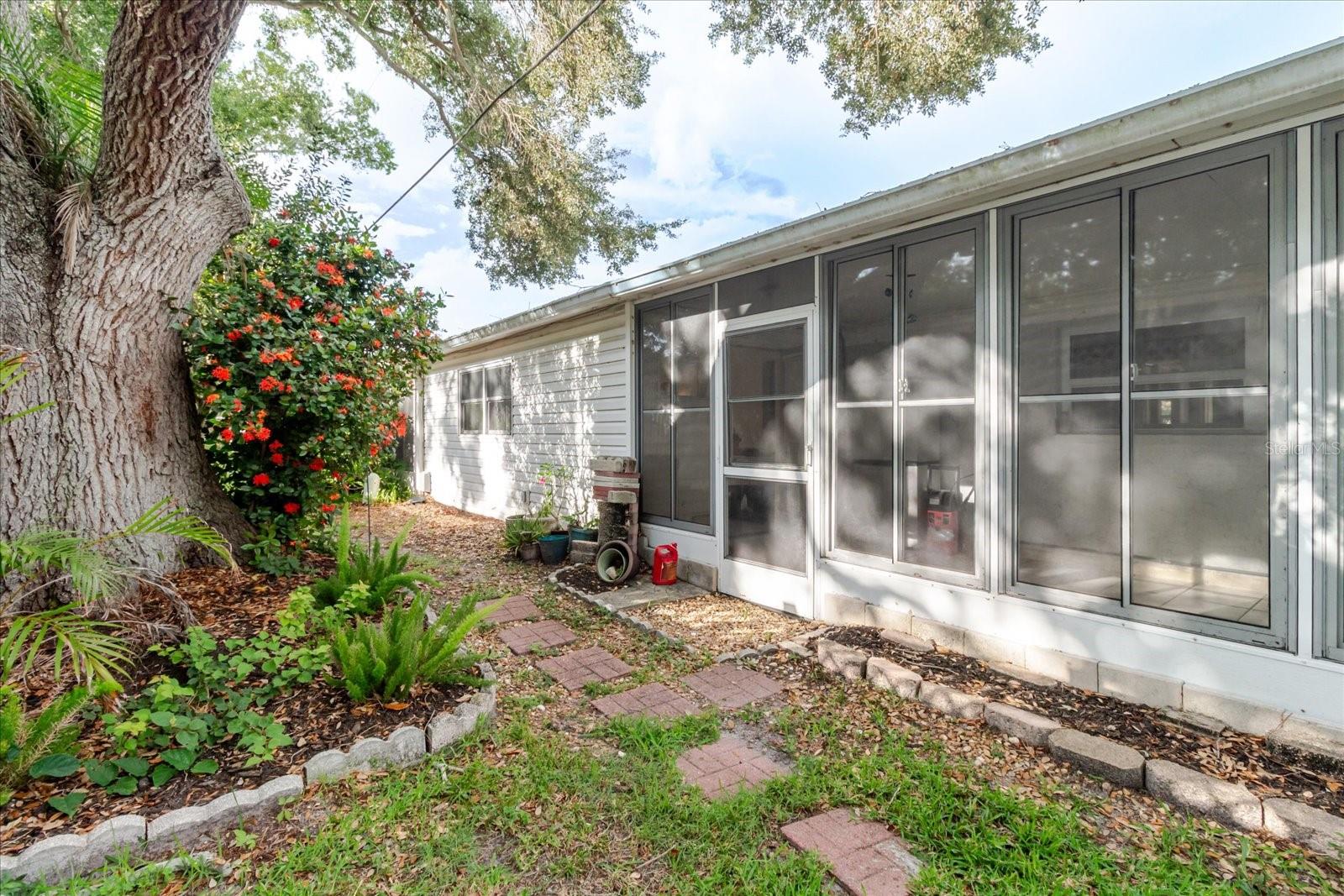 1201 CARA DR — photo 63