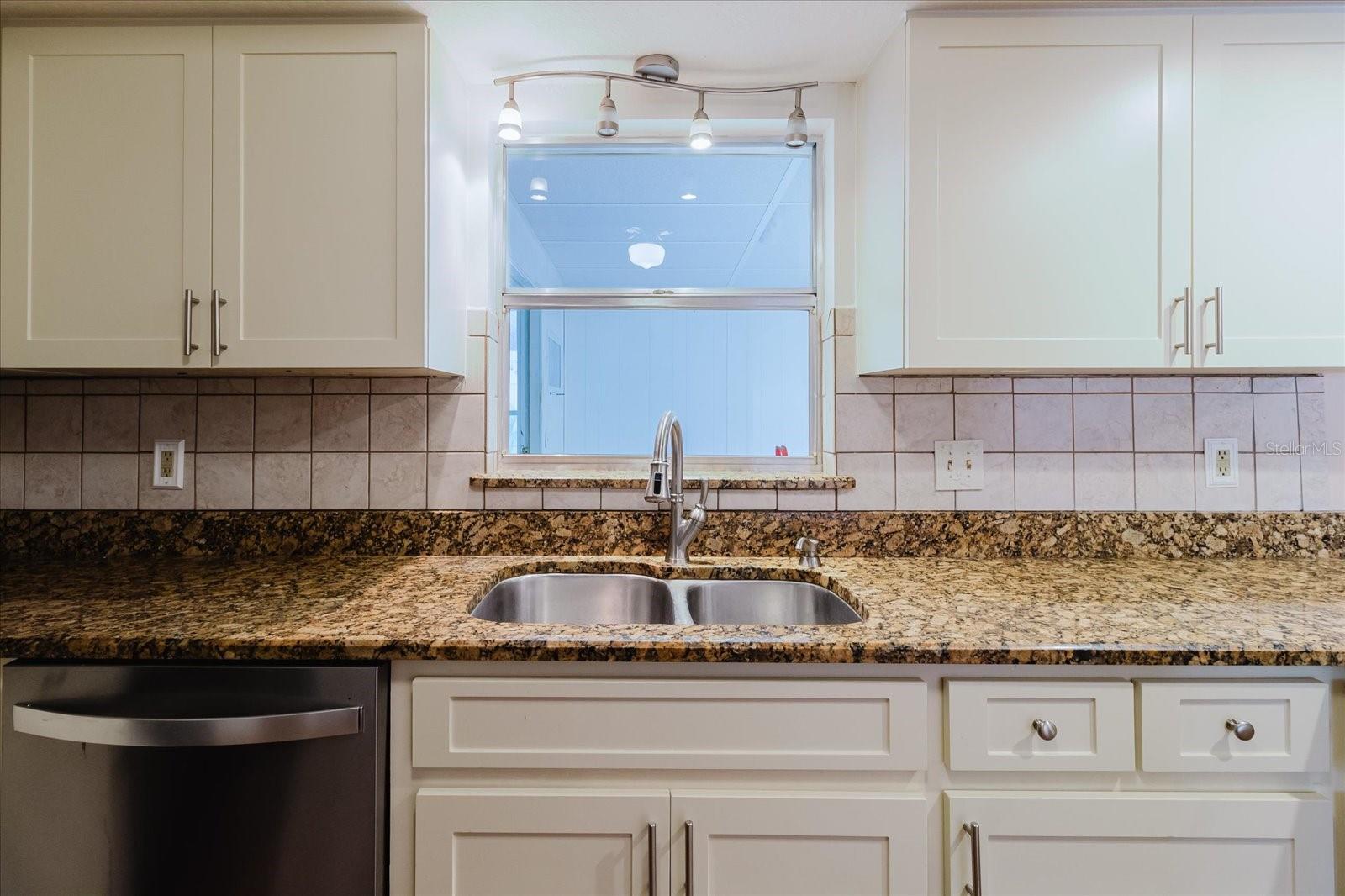 1201 CARA DR — photo 34