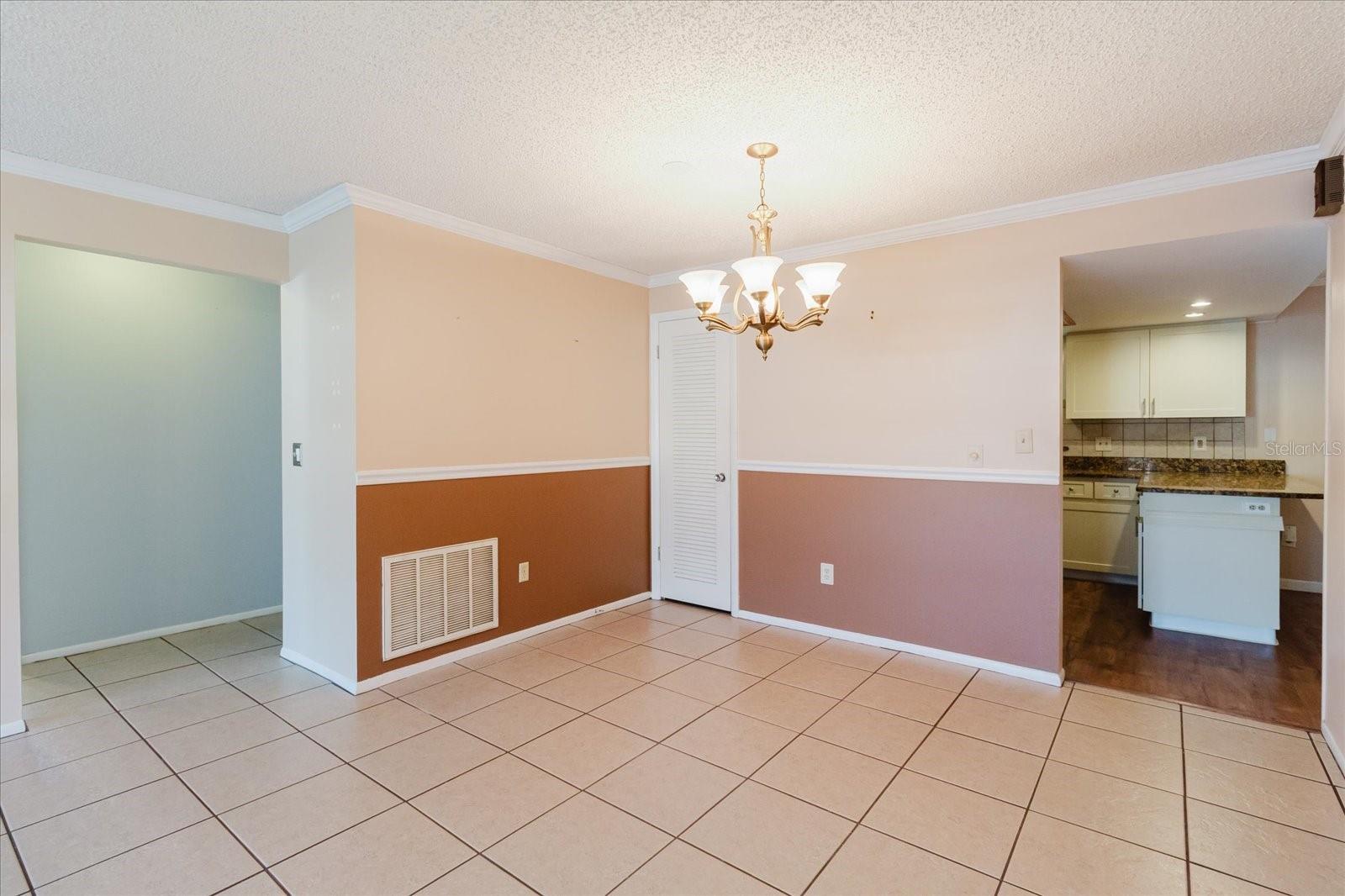 1201 CARA DR — photo 4
