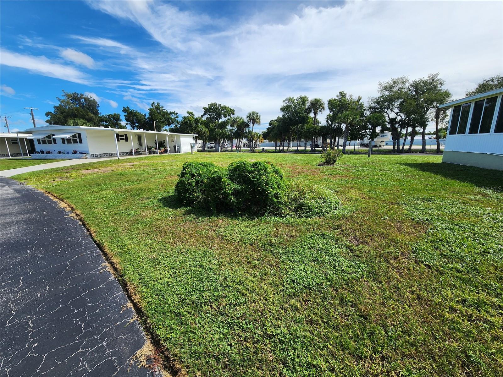 5515 DENMARK DR — photo 3