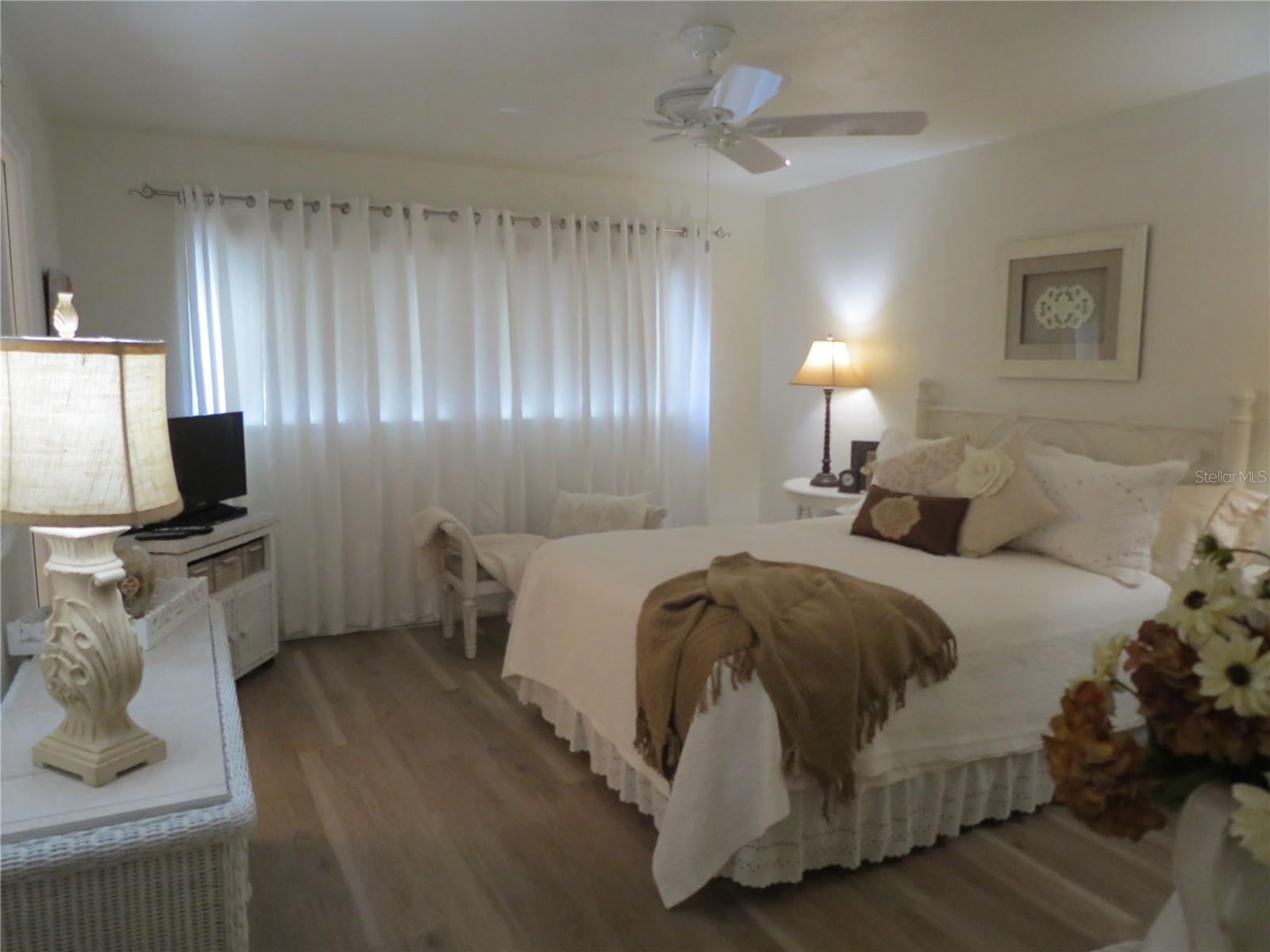 615 S PALM AVE #4 — photo 9