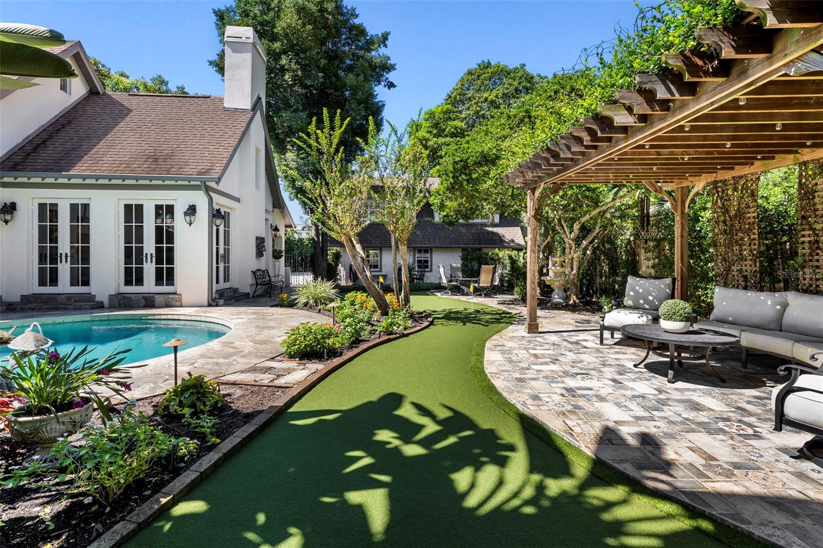 1829 BOUGAINVILLEA ST — photo 7
