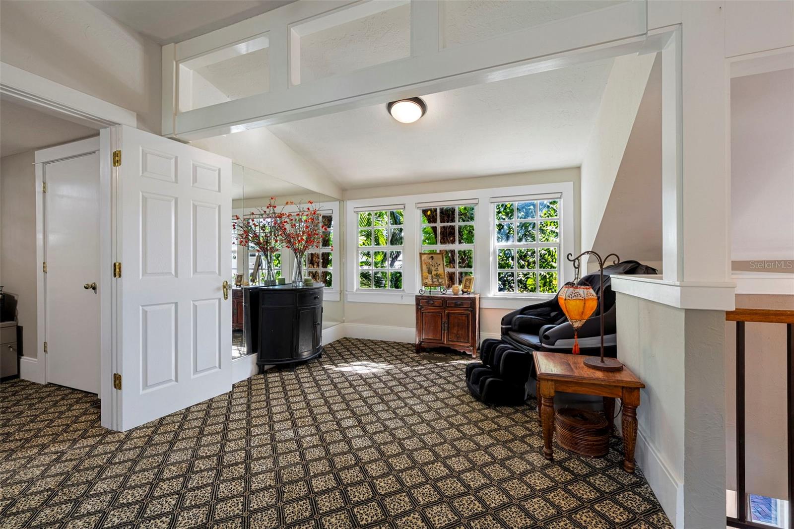 1829 BOUGAINVILLEA ST — photo 49