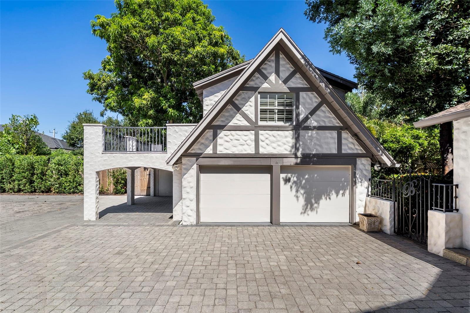 1829 BOUGAINVILLEA ST — photo 62