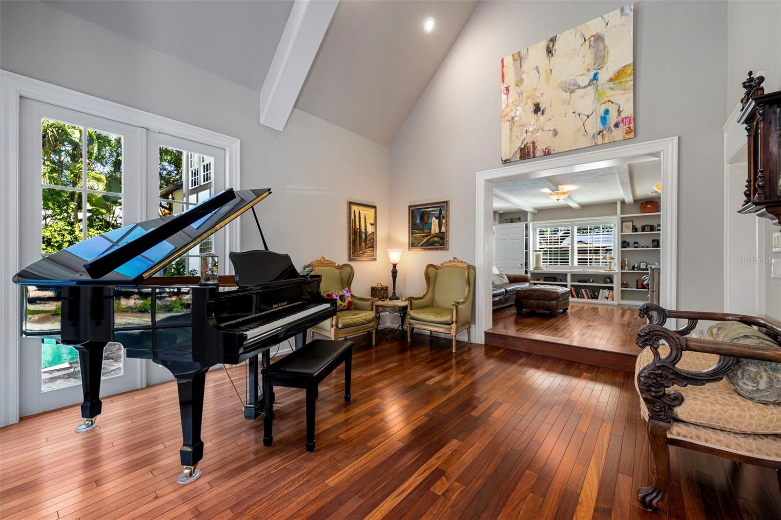 1829 BOUGAINVILLEA ST — photo 36