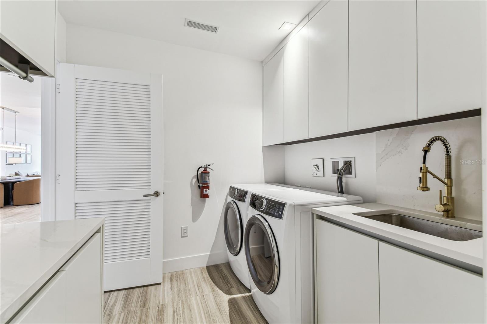 3101 BAYSHORE BLVD #1402 — photo 38