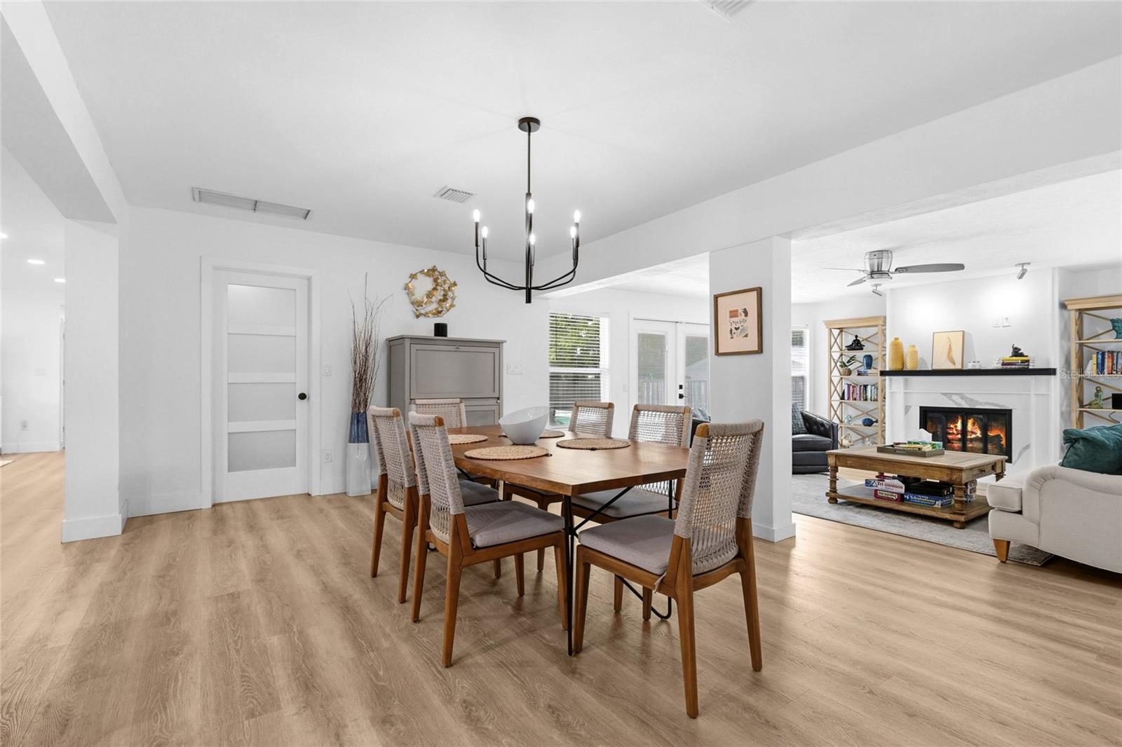 2480 ALAMEDA AVE — photo 21