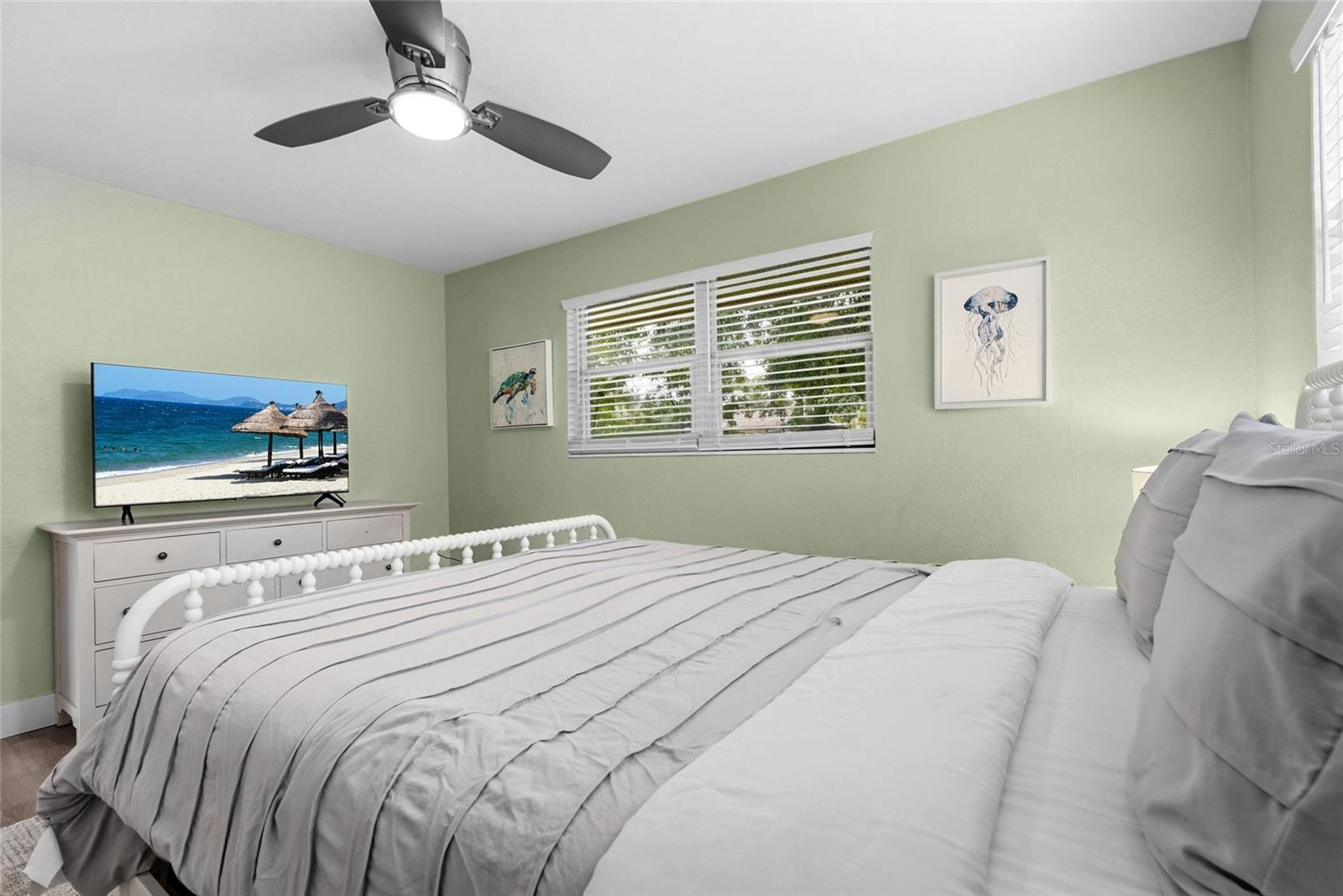 2480 ALAMEDA AVE — photo 32