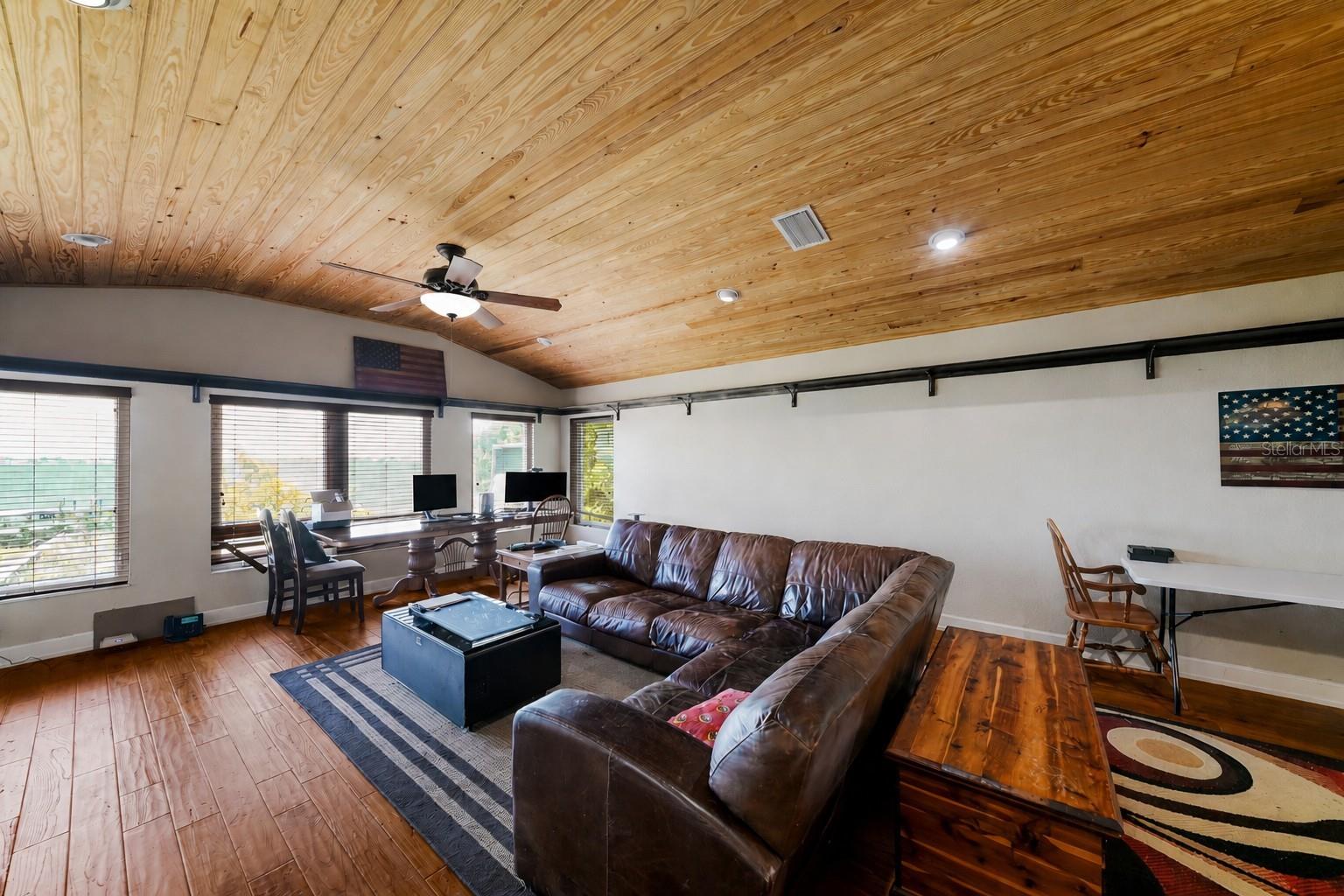 4900 RIVERVIEW BLVD — photo 25