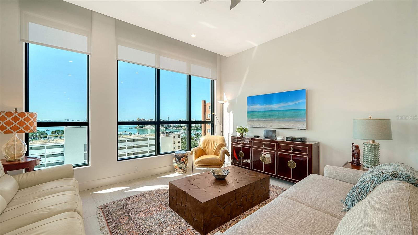 33 S PALM AVE #901 — photo 16