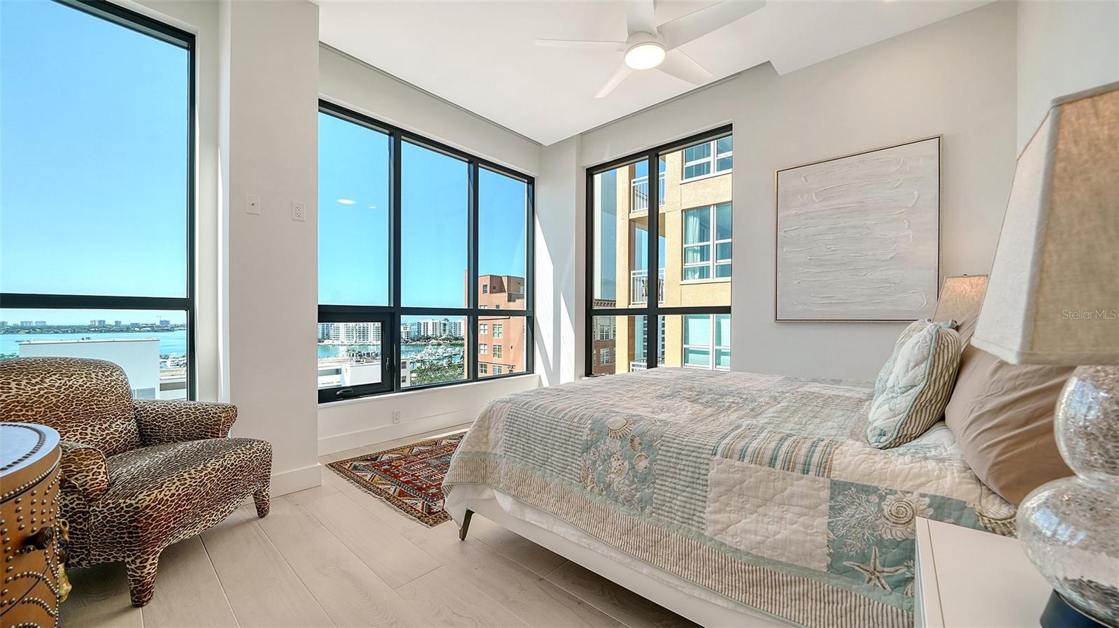 33 S PALM AVE #901 — photo 21