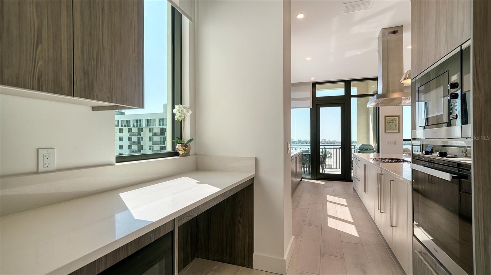 33 S PALM AVE #901 — photo 13