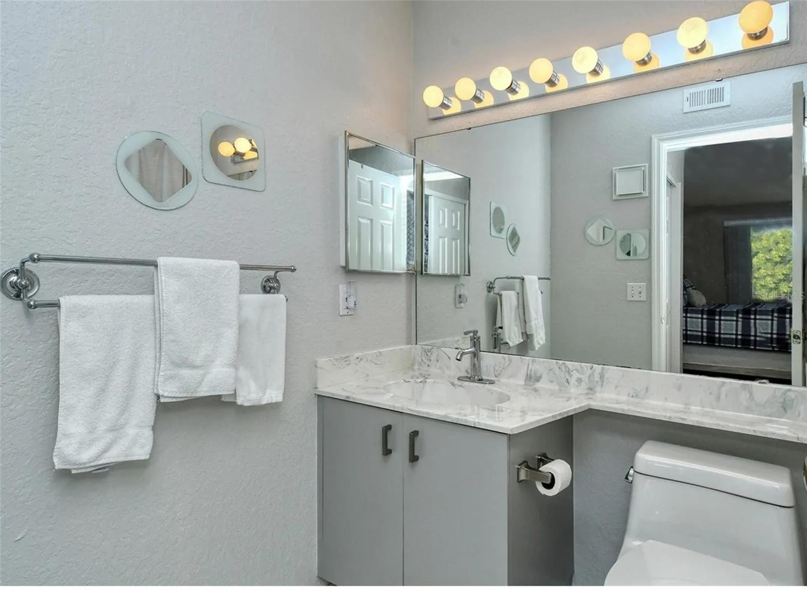 850 S TAMIAMI TRL #801 — photo 11