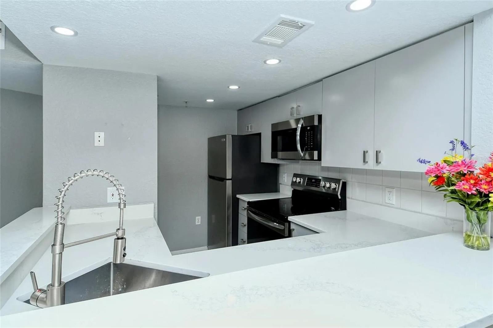 850 S TAMIAMI TRL #801 — photo 7