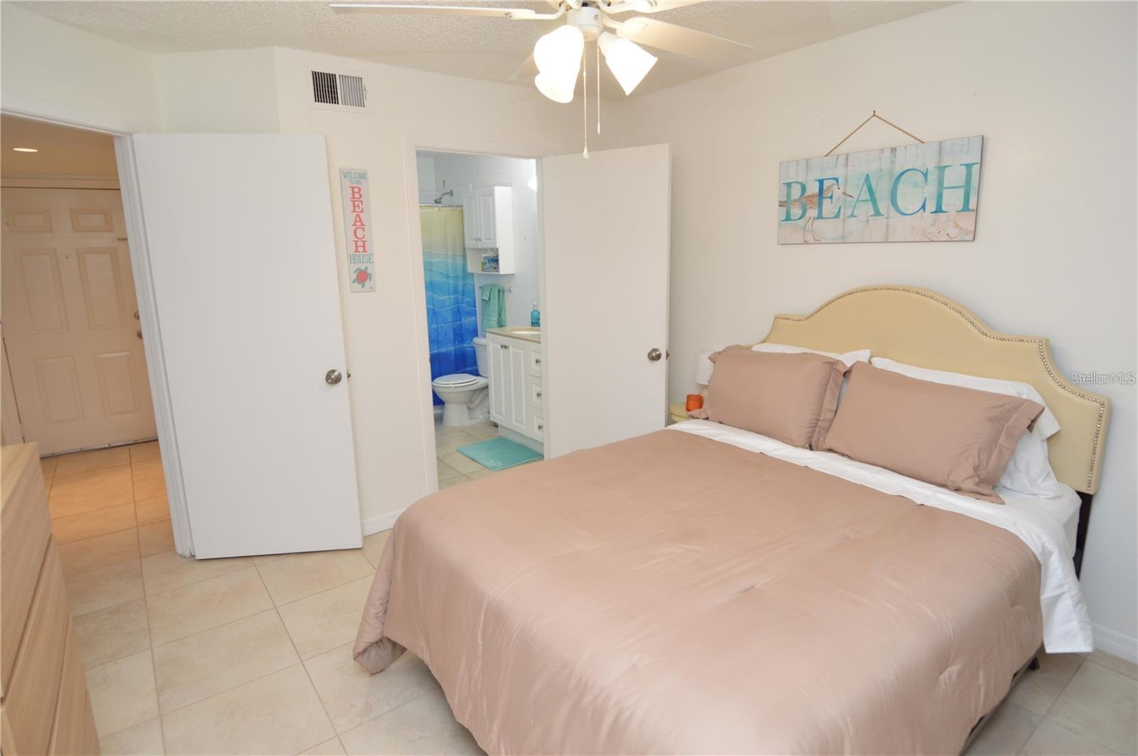 8625 MALLARD RESERVE DR #101 — photo 26