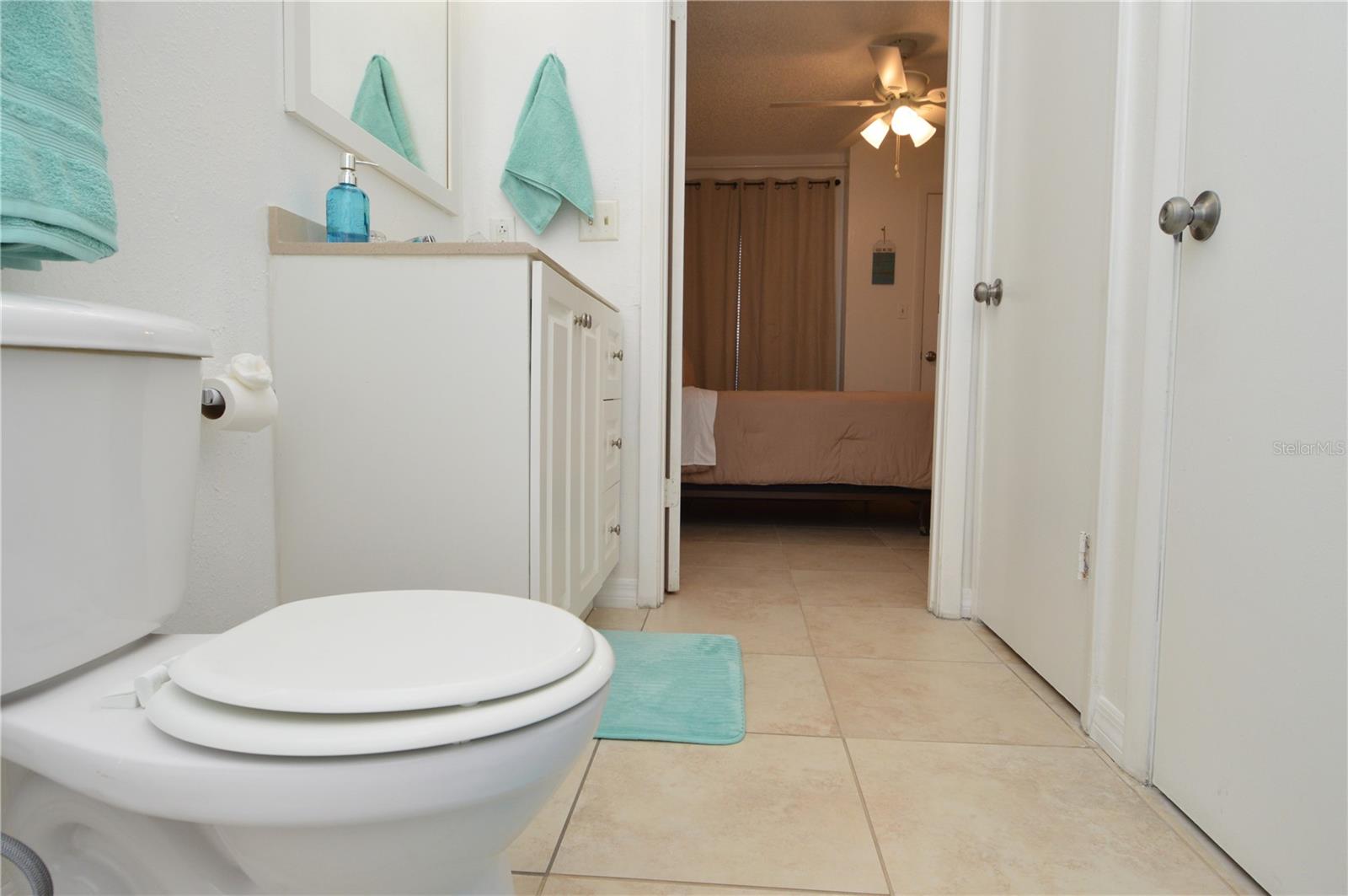 8625 MALLARD RESERVE DR #101 — photo 33