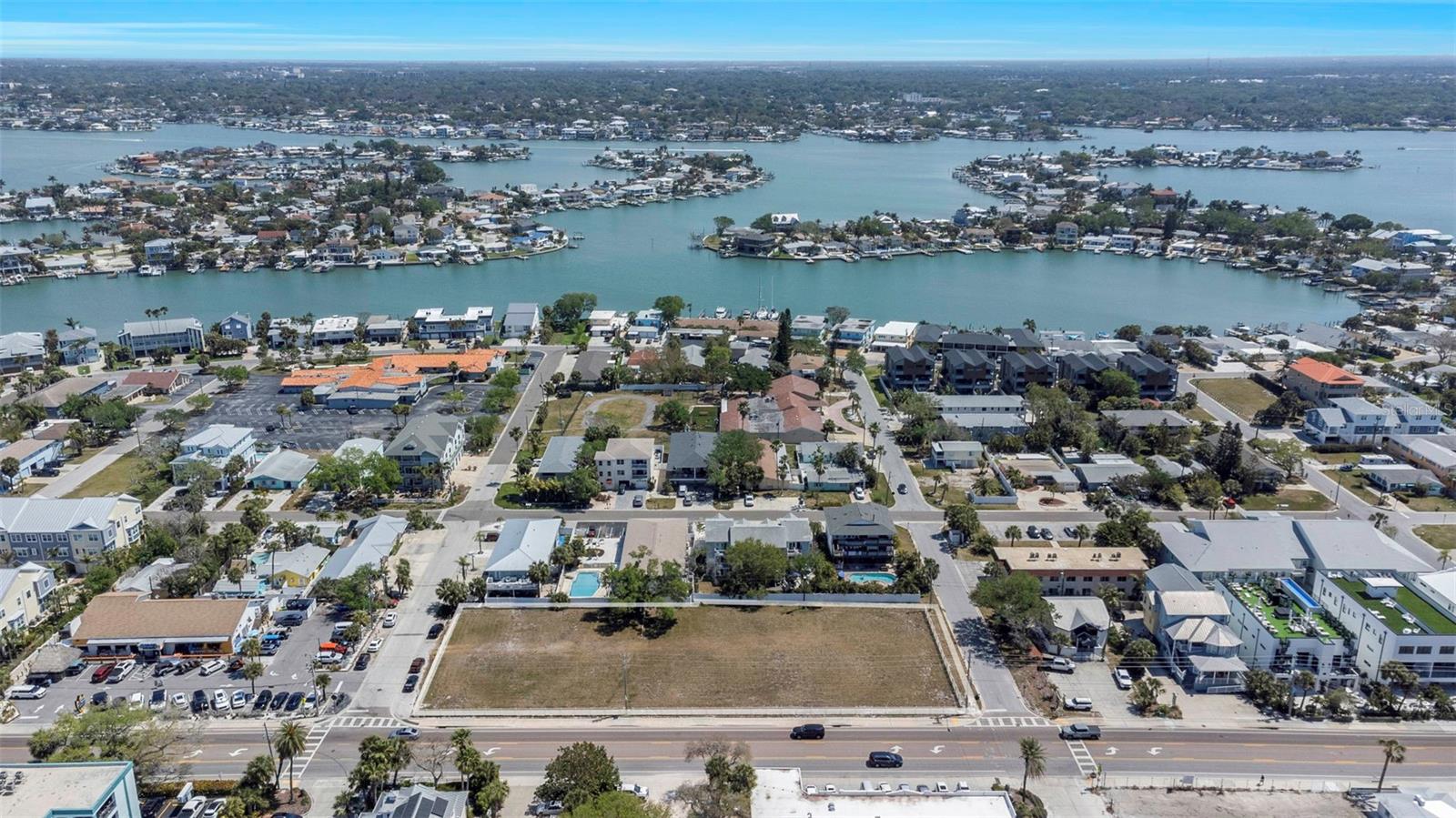 2300 GULF BLVD — photo 18