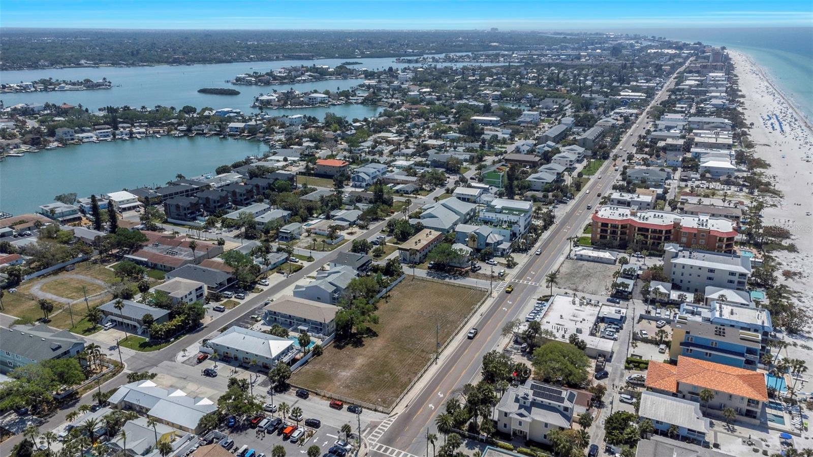 2300 GULF BLVD — photo 15