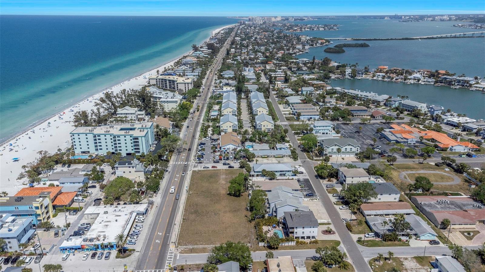 2300 GULF BLVD — photo 20