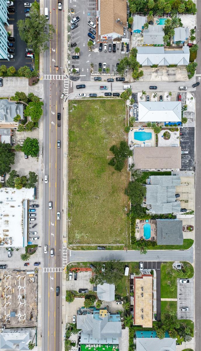 2300 GULF BLVD — photo 51