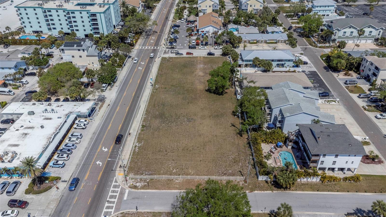 2300 GULF BLVD — photo 10