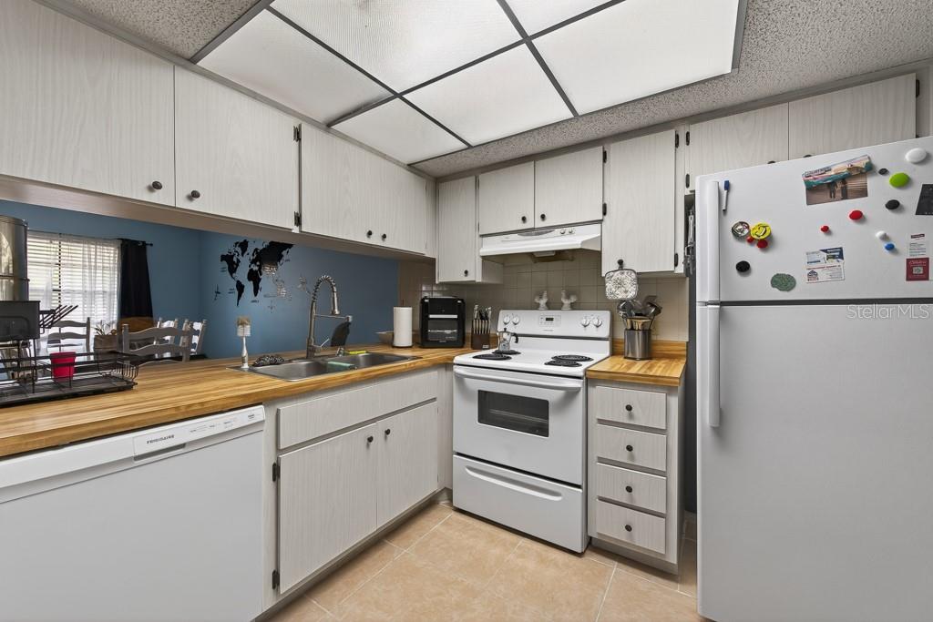 13250 RIDGE RD #3B3 — photo 17