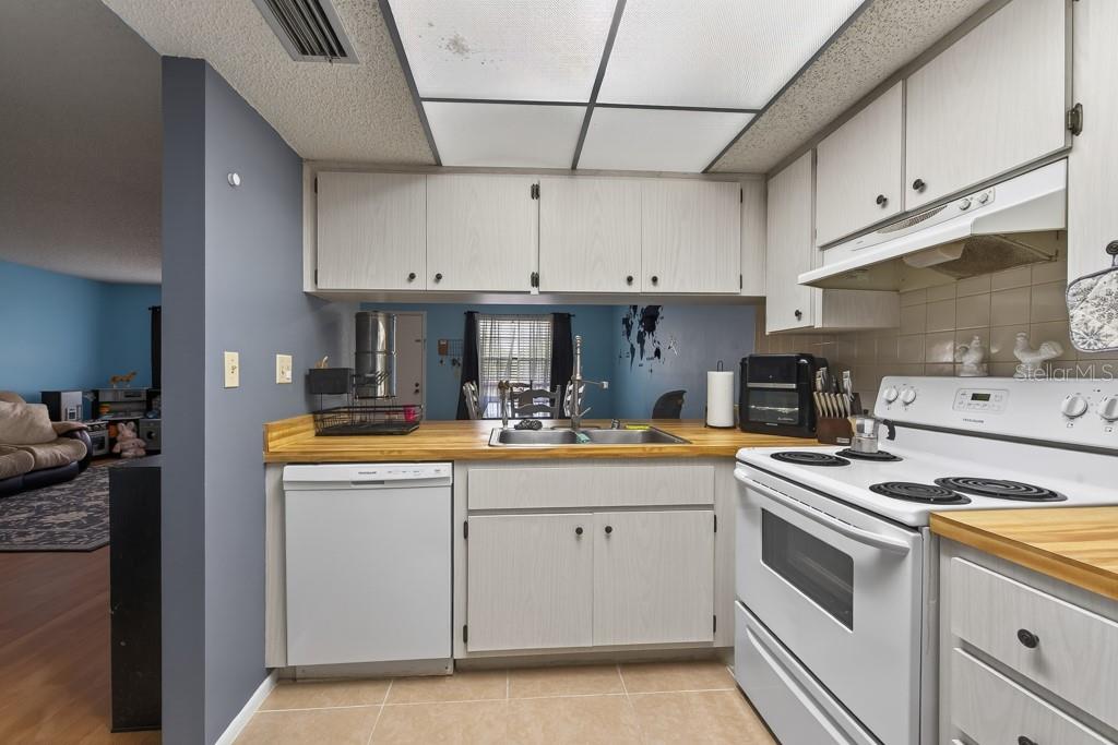 13250 RIDGE RD #3B3 — photo 19