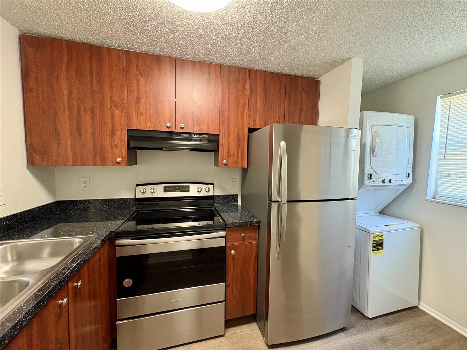 409 57TH AVENUE DR E #A — photo 4
