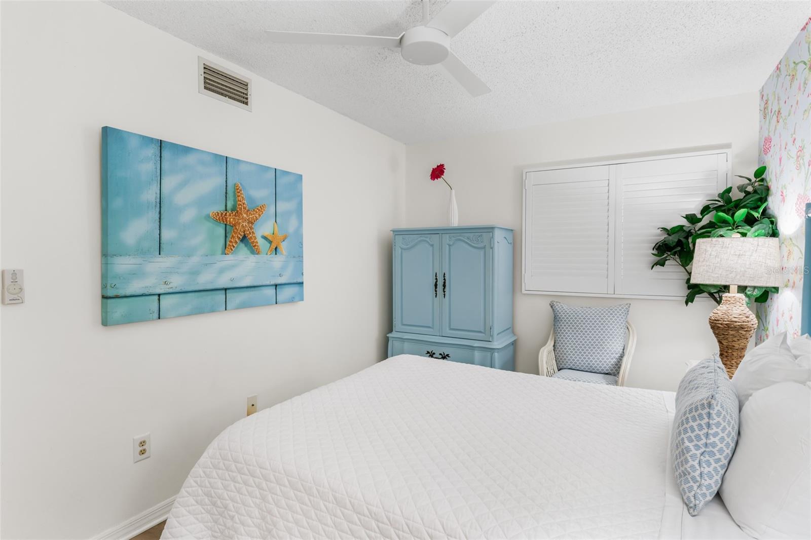 17334 GULF BLVD #203 — photo 28