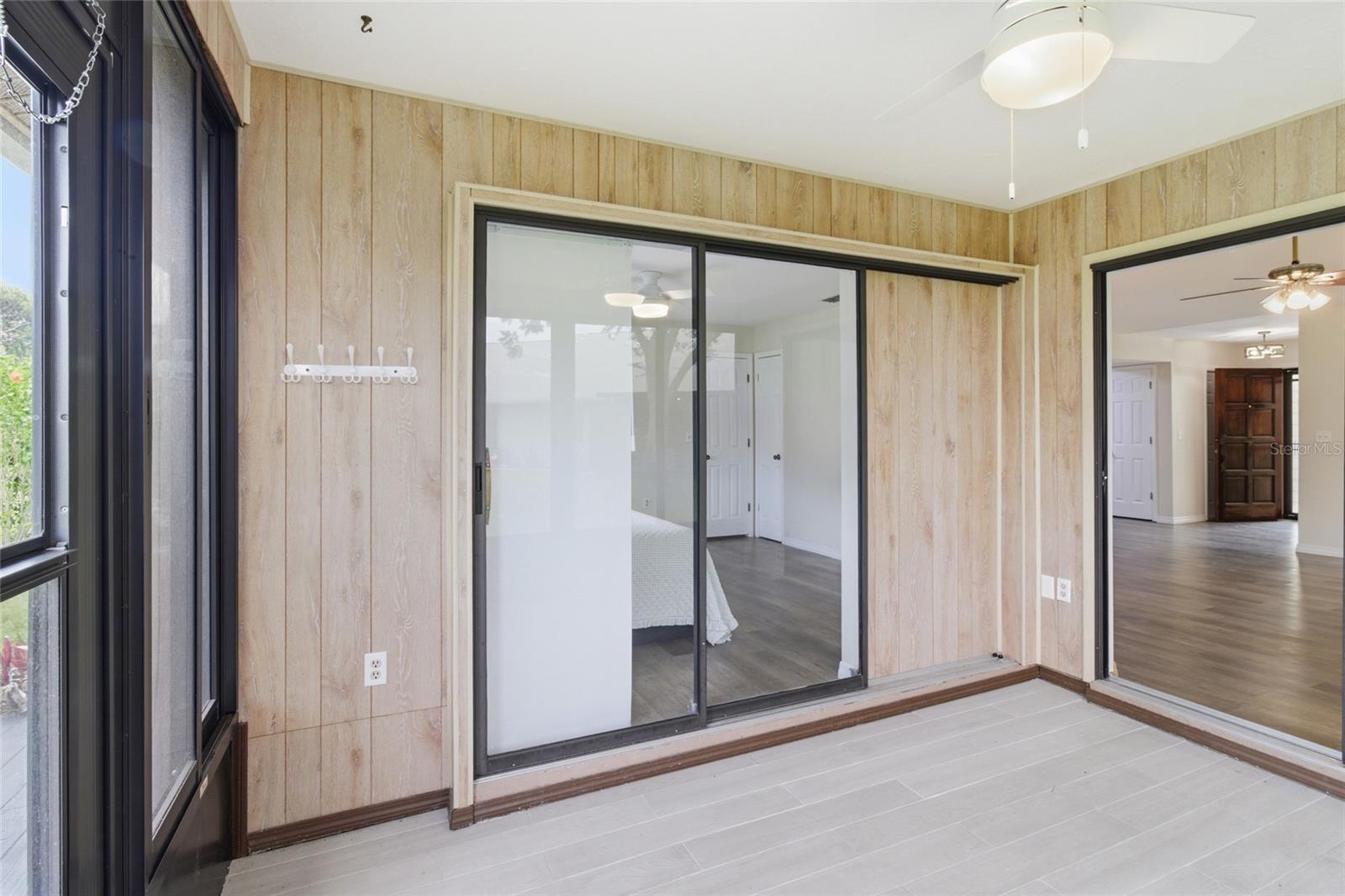 442 PENDLETON DR — photo 25