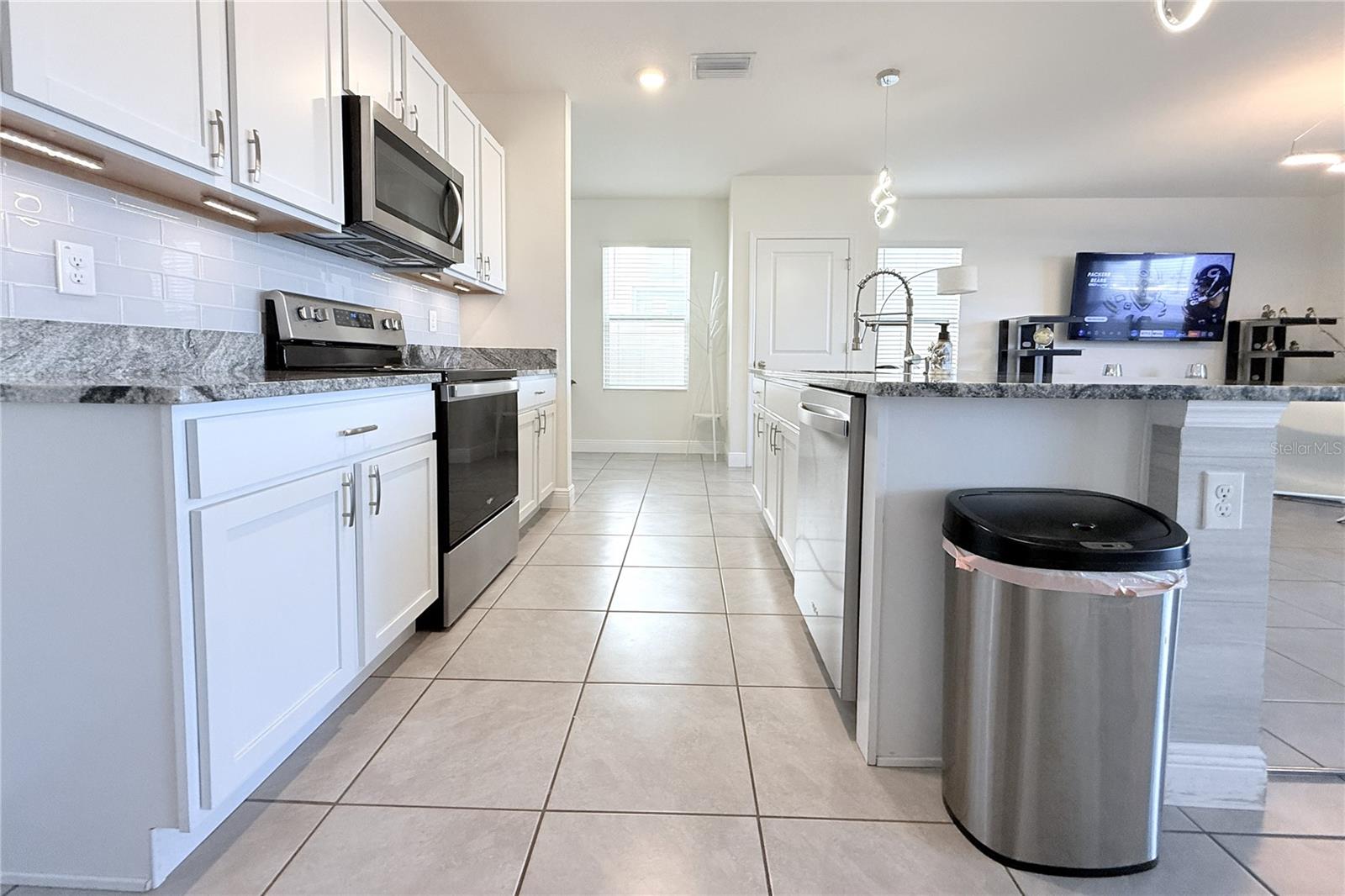8406 HARDY BAY LOOP — photo 7