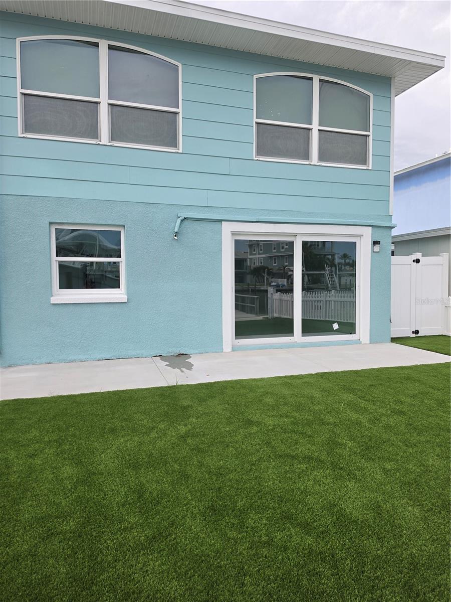145 131 AVE E #2 — photo 8