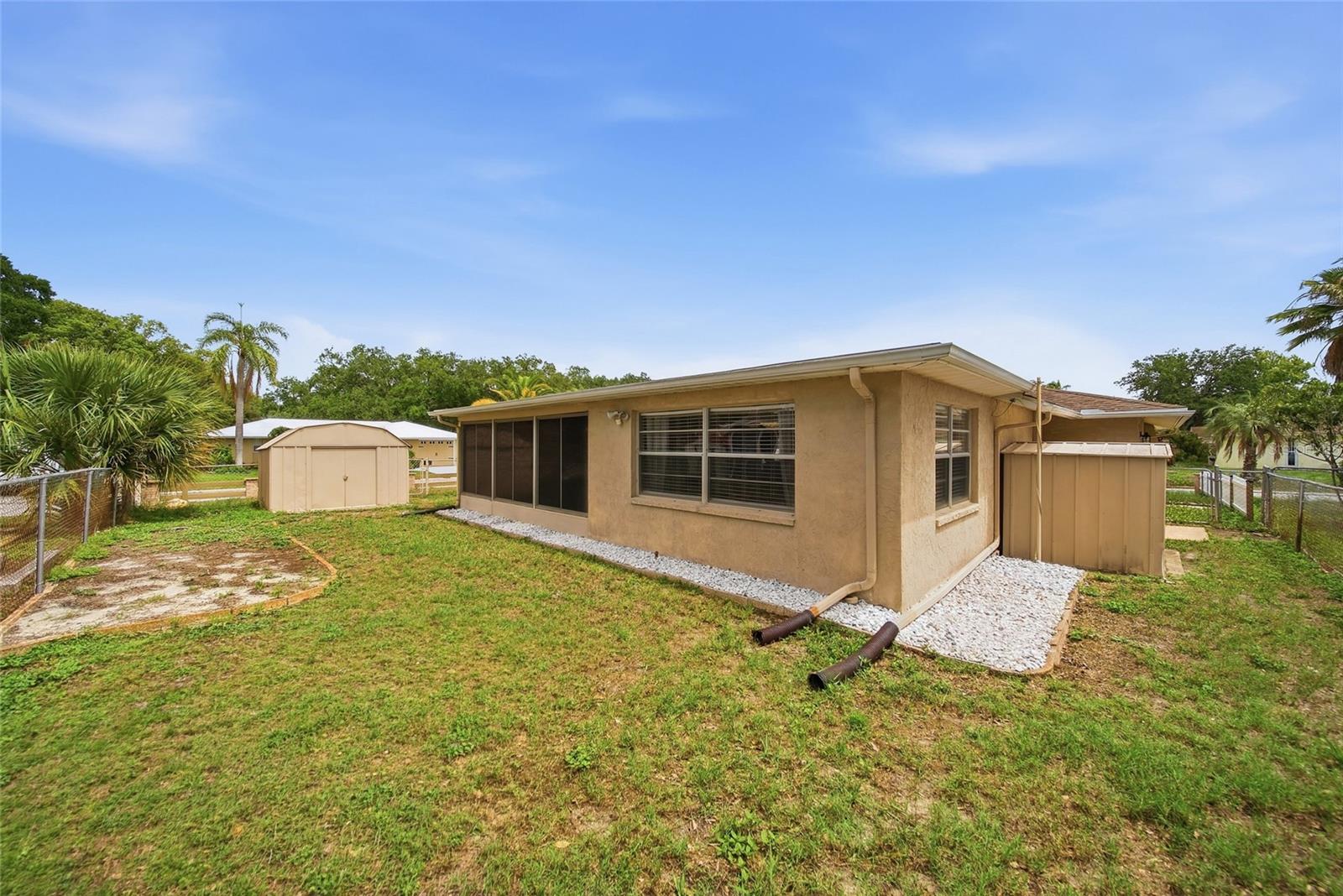 7435 FIRESIDE DR — photo 25