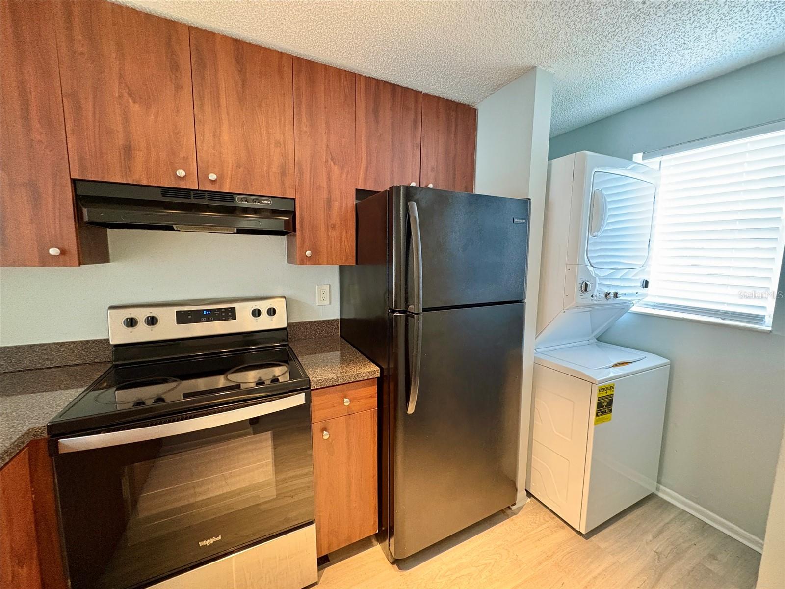 408 57TH AVENUE DR E #A — photo 4