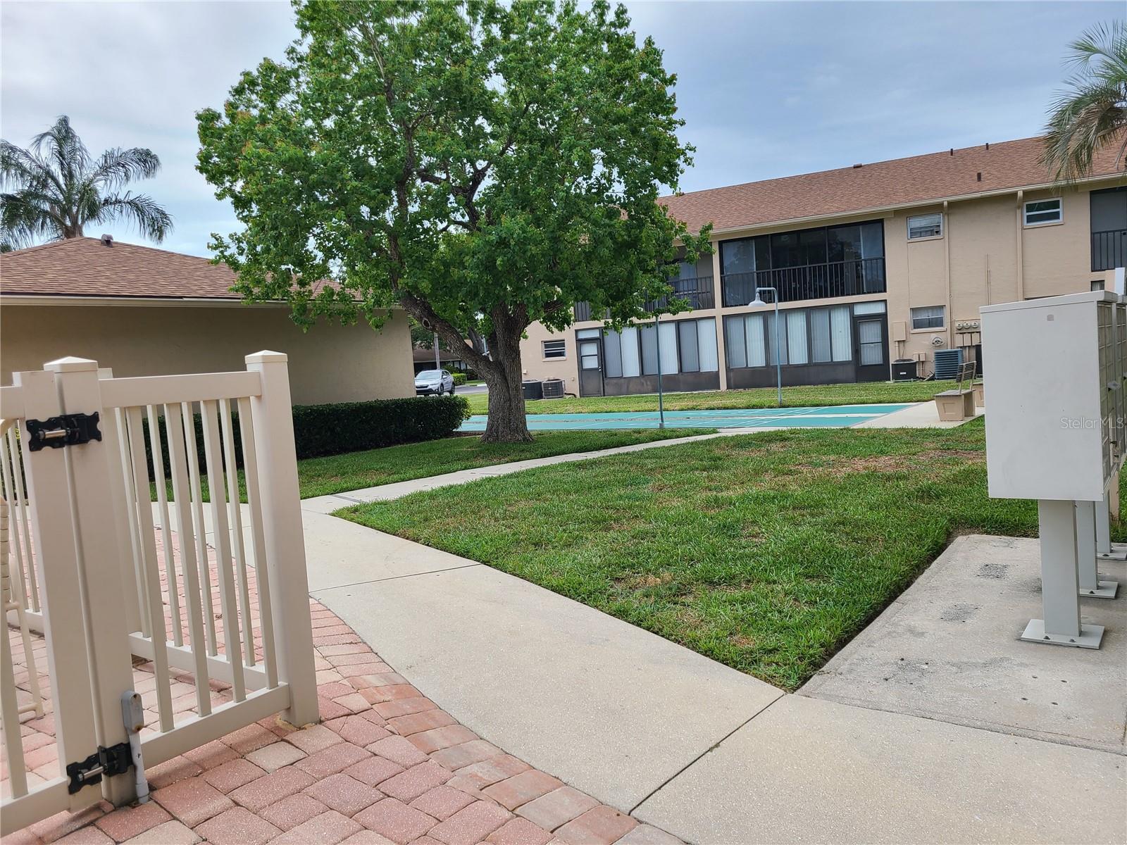2763 WOODGATE LN #204 — photo 4