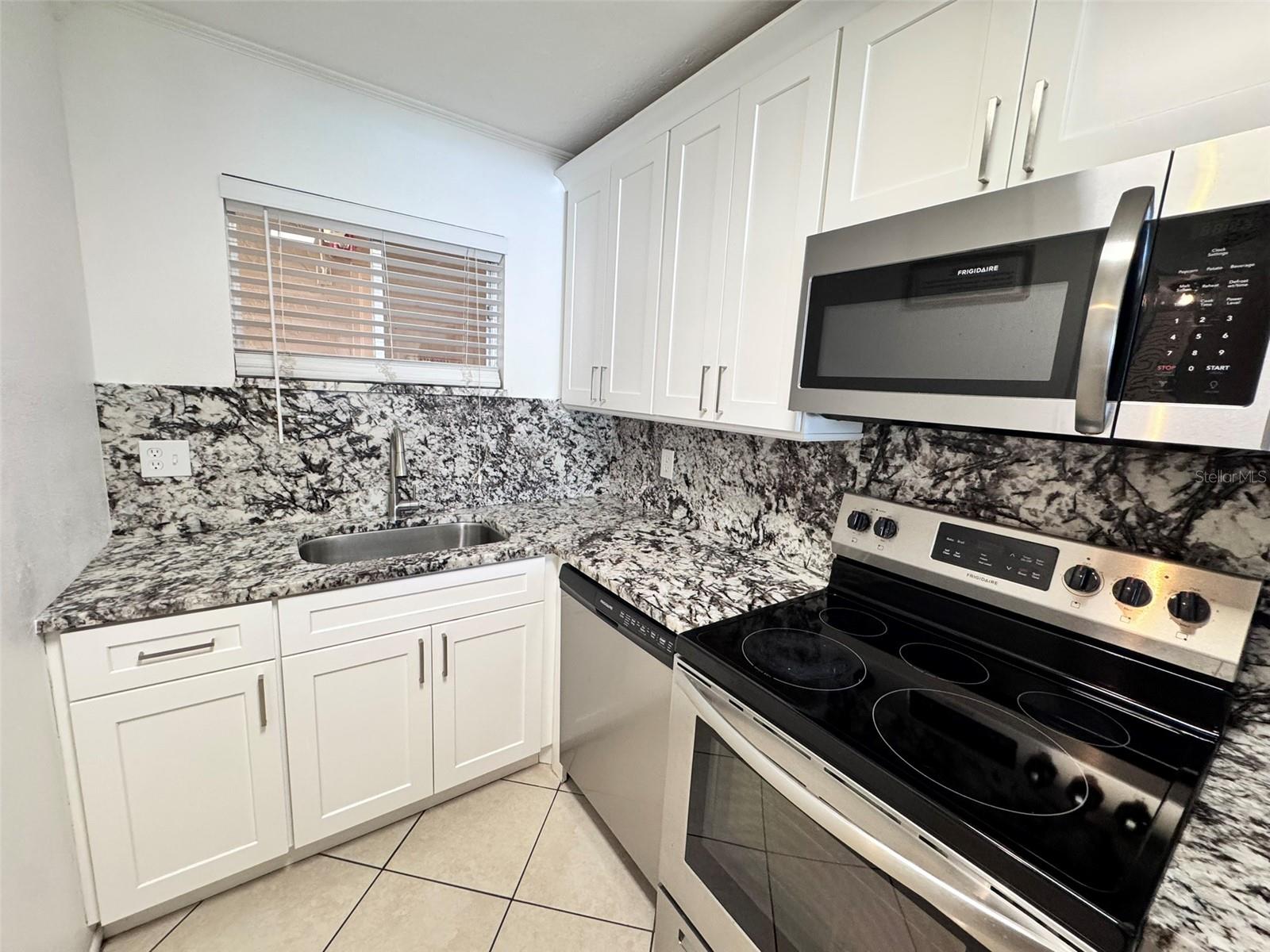 2763 WOODGATE LN #204 — photo 7