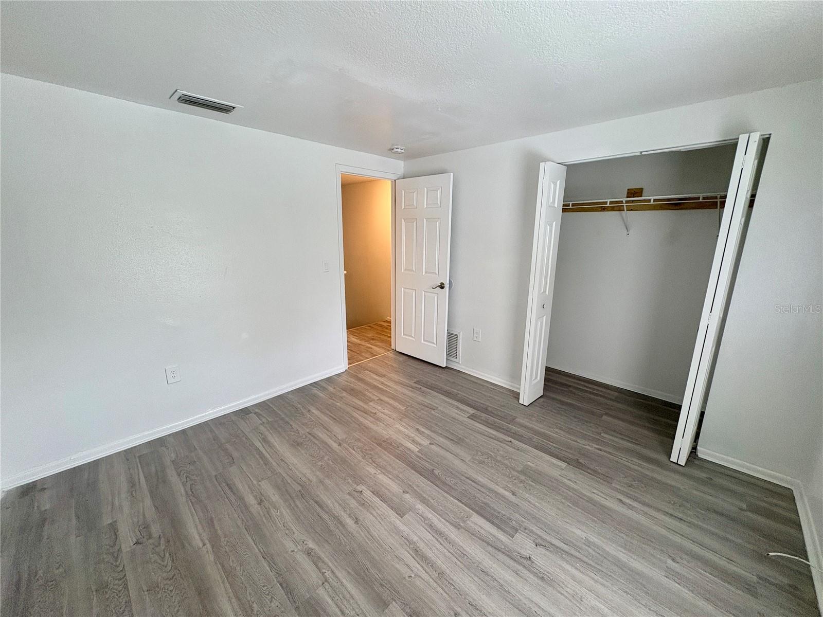 408 57TH AVENUE DR E #E — photo 13