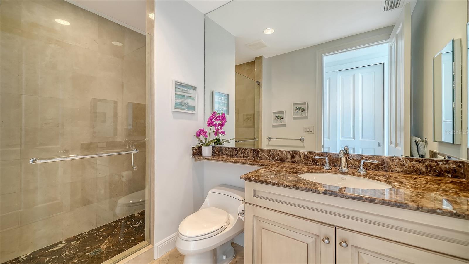 1300 BENJAMIN FRANKLIN DR #301 — photo 32