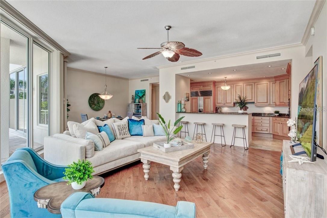 1300 BENJAMIN FRANKLIN DR #301 — photo 11