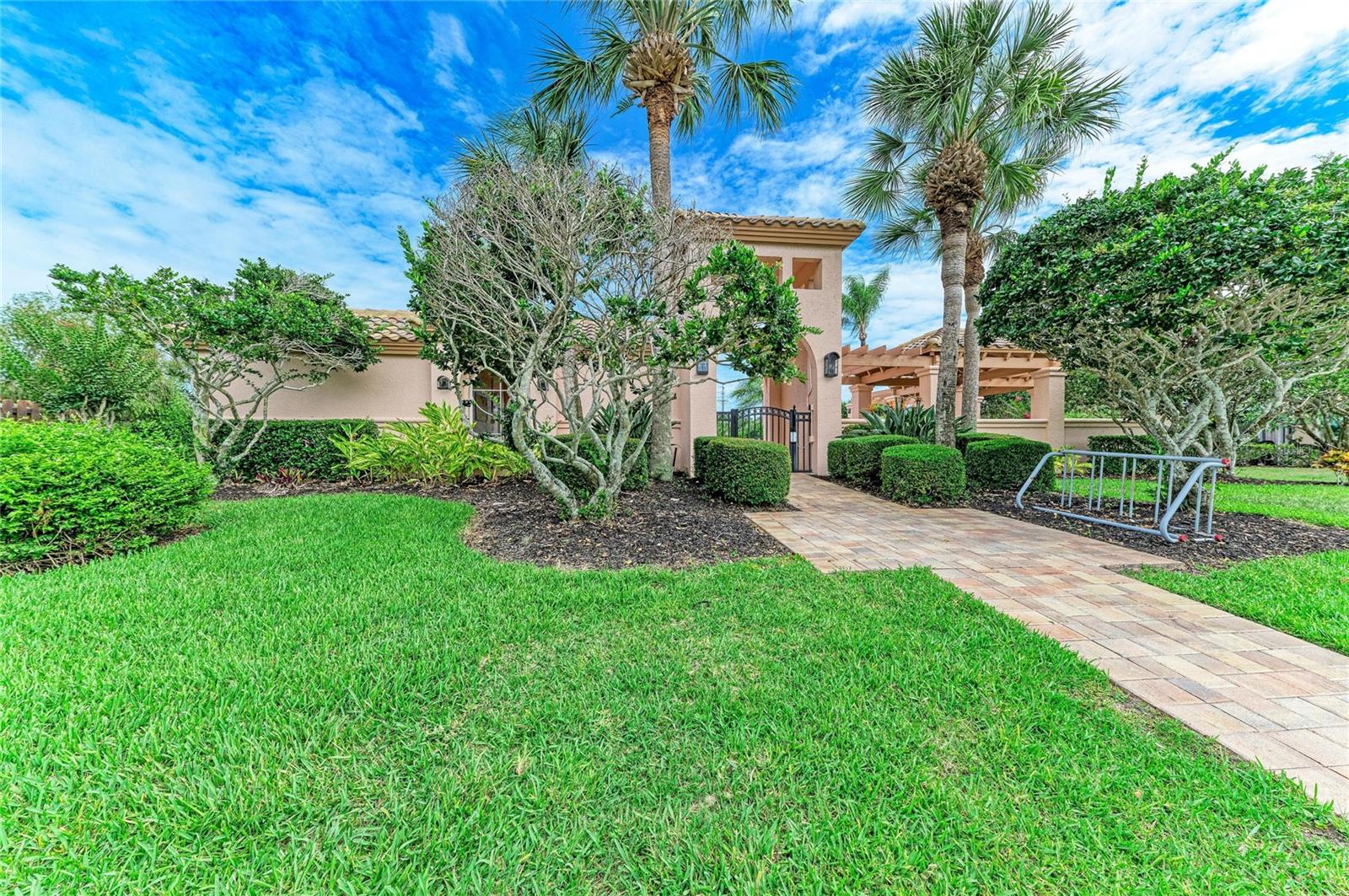 3883 ALAMANDA DR — photo 26