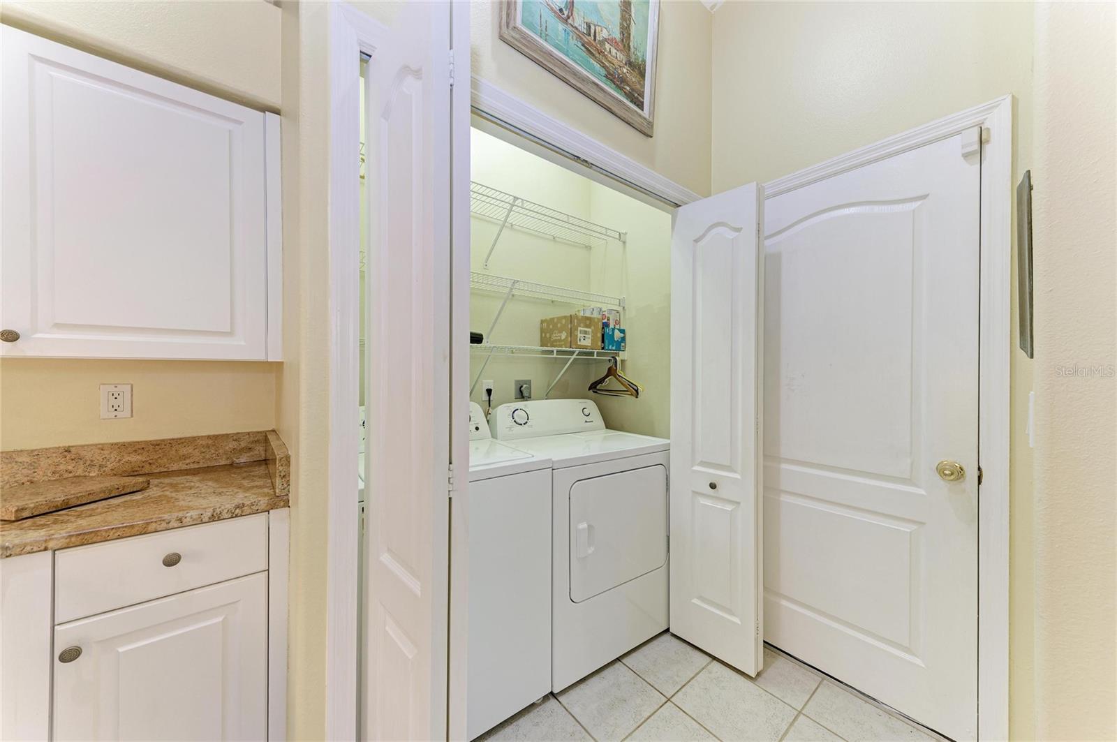 3883 ALAMANDA DR — photo 11