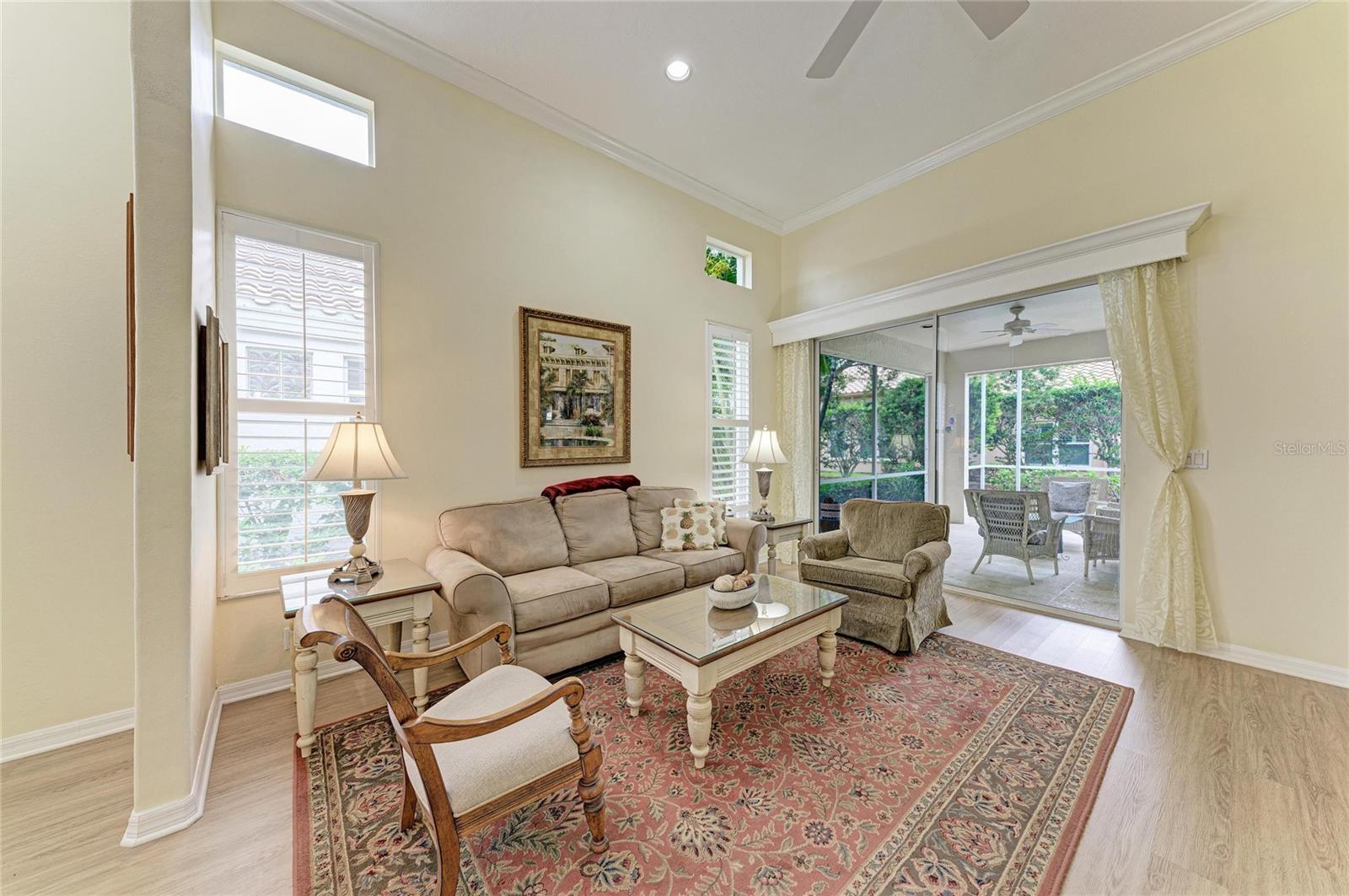 3883 ALAMANDA DR — photo 5