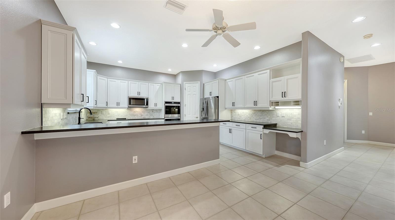6209 CYPRESS BEND CT — photo 11