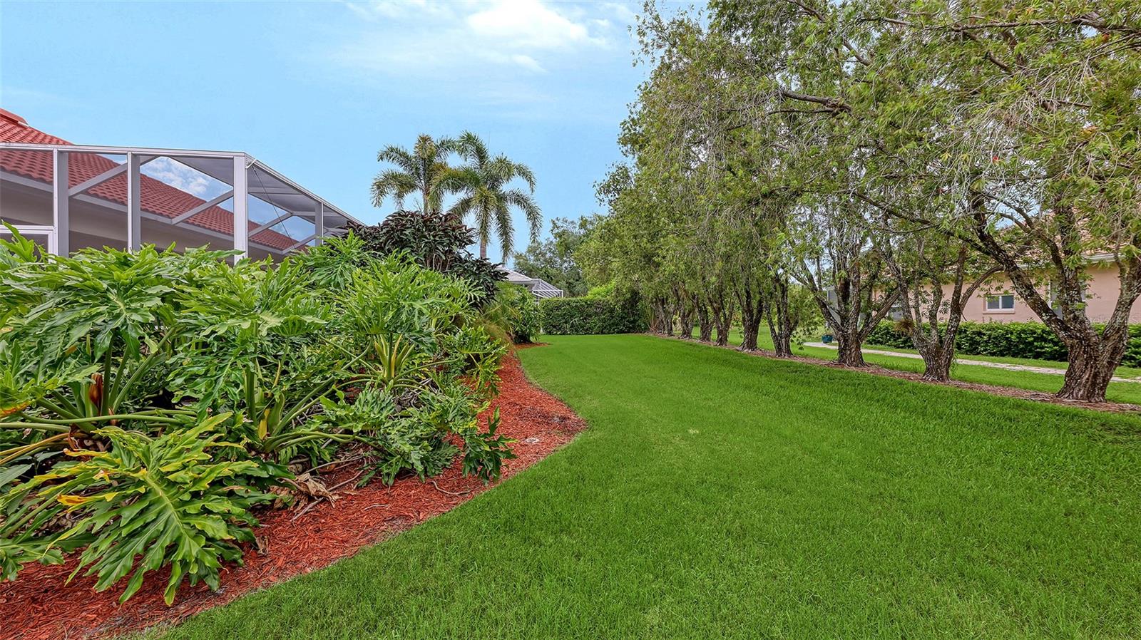6209 CYPRESS BEND CT — photo 32